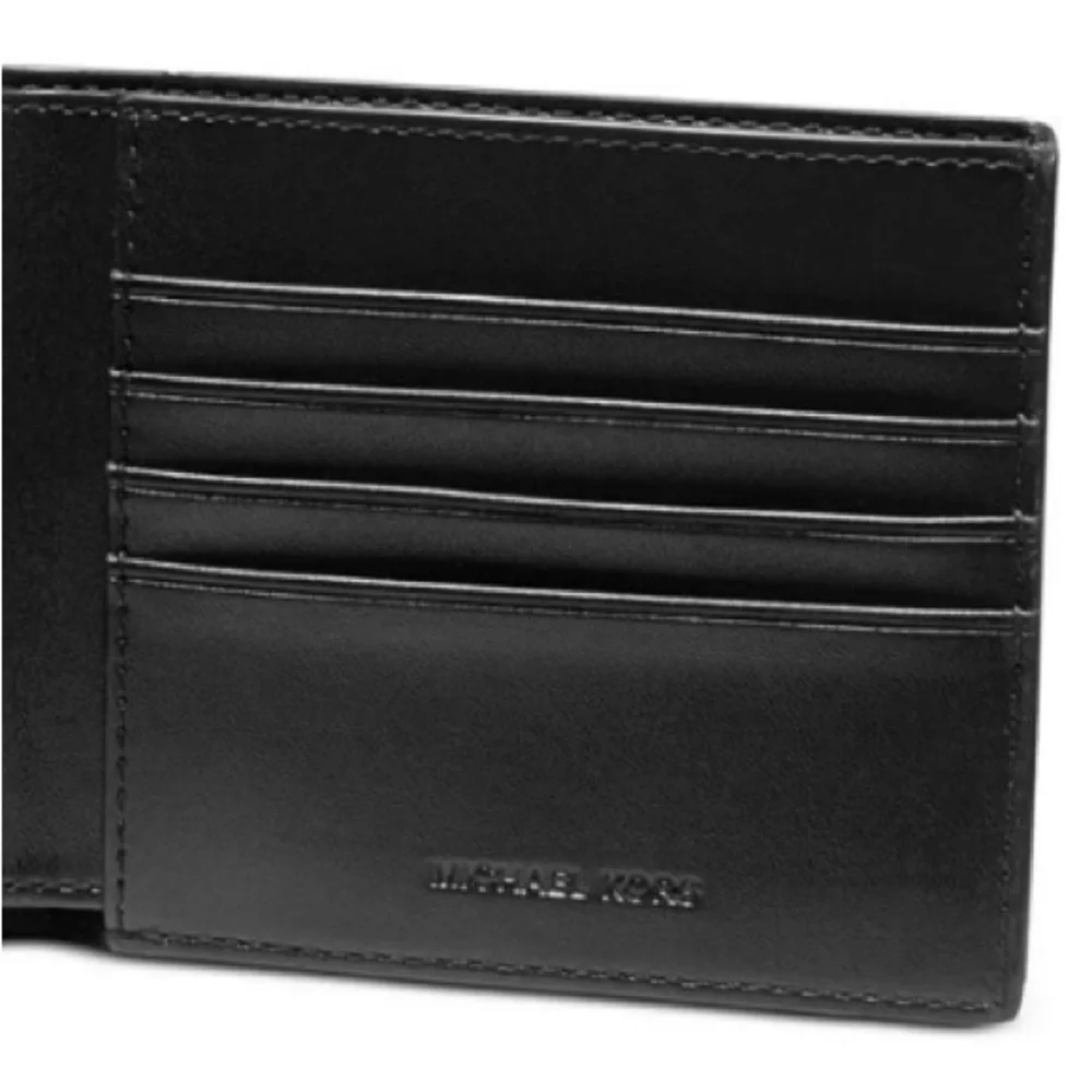Michael Kors Black Leather Bilfold 10-card holding Wallet